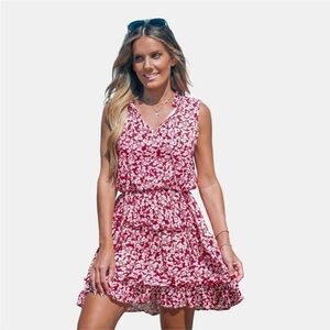 Women's Red Ditsy Split Neck Sleeveless
Ruffle Mini Dress - new